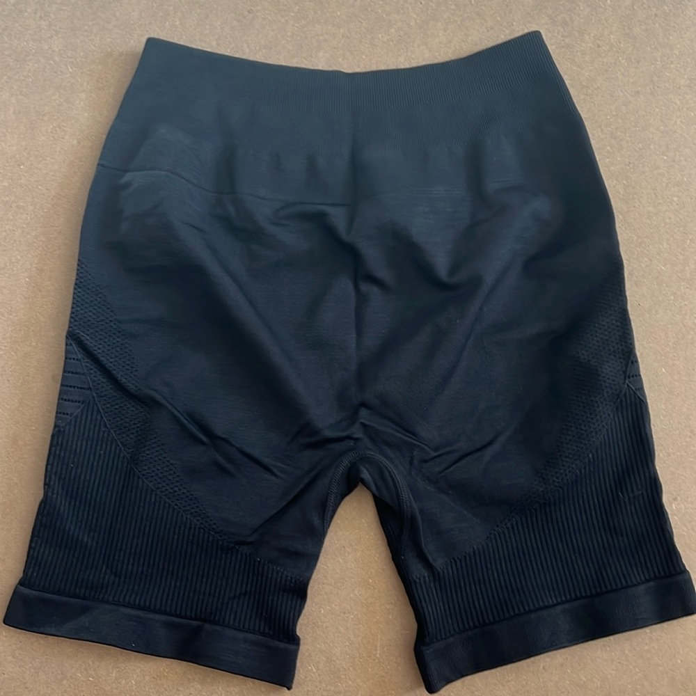Alphalete Ozone Short 5.5” - Black